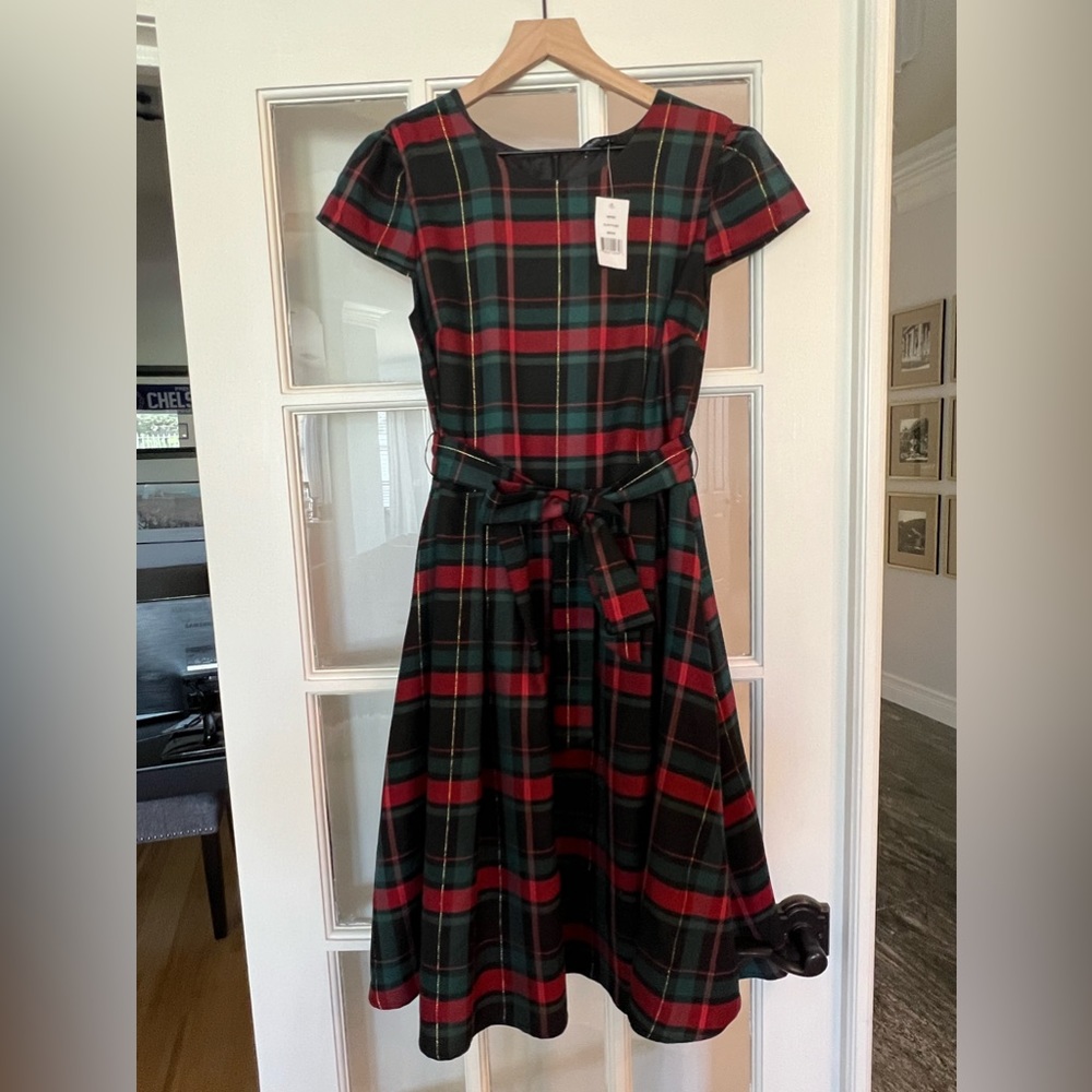 NWT Gibson Plaid A Line Dress with Belt SIZE MEDIUM